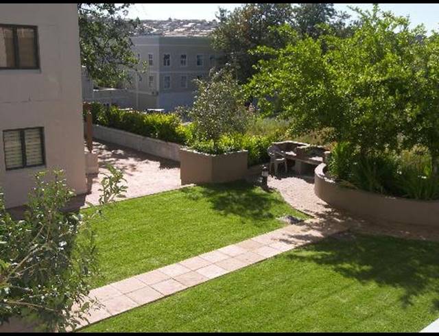 2 BEDROOM PROPERTY TO RENT IN LA COLLINE